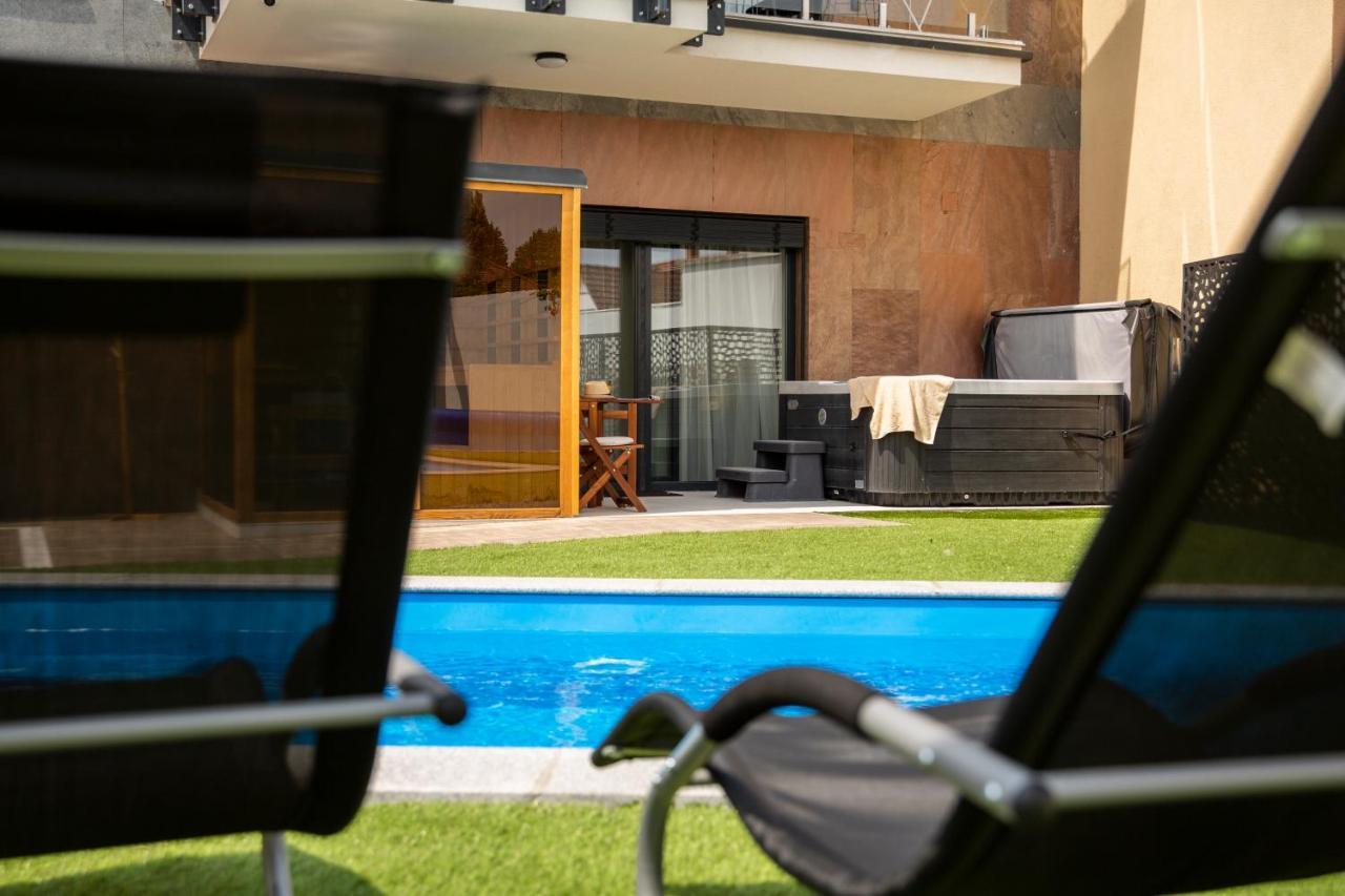 Tahiti Resort Apartments Hajdúszoboszló Eksteriør bilde